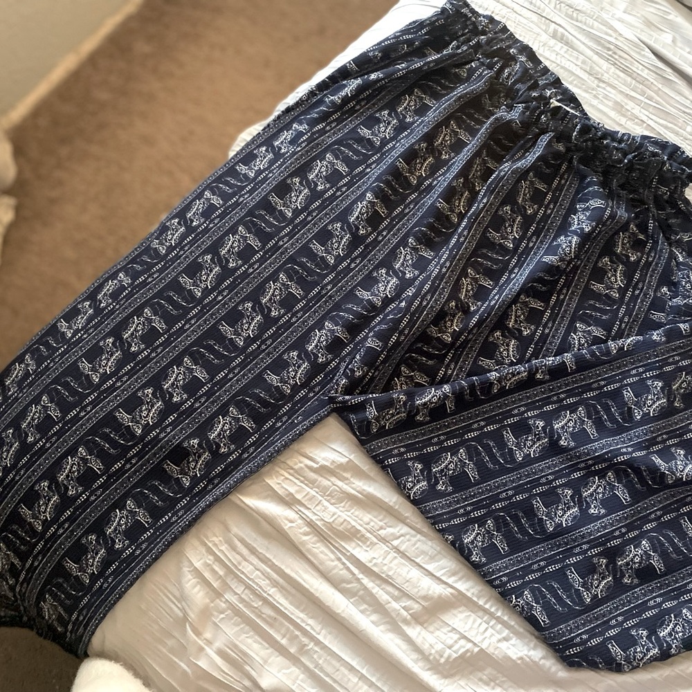 Blue loose pants